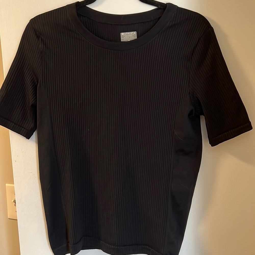 Athleta black shirt size medium